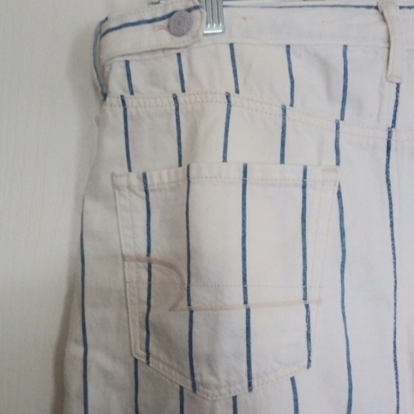 American Eagle High Rise Stretch White Mini Stripe Denim Skirt Size 2 Beach new - Picture 5 of 6